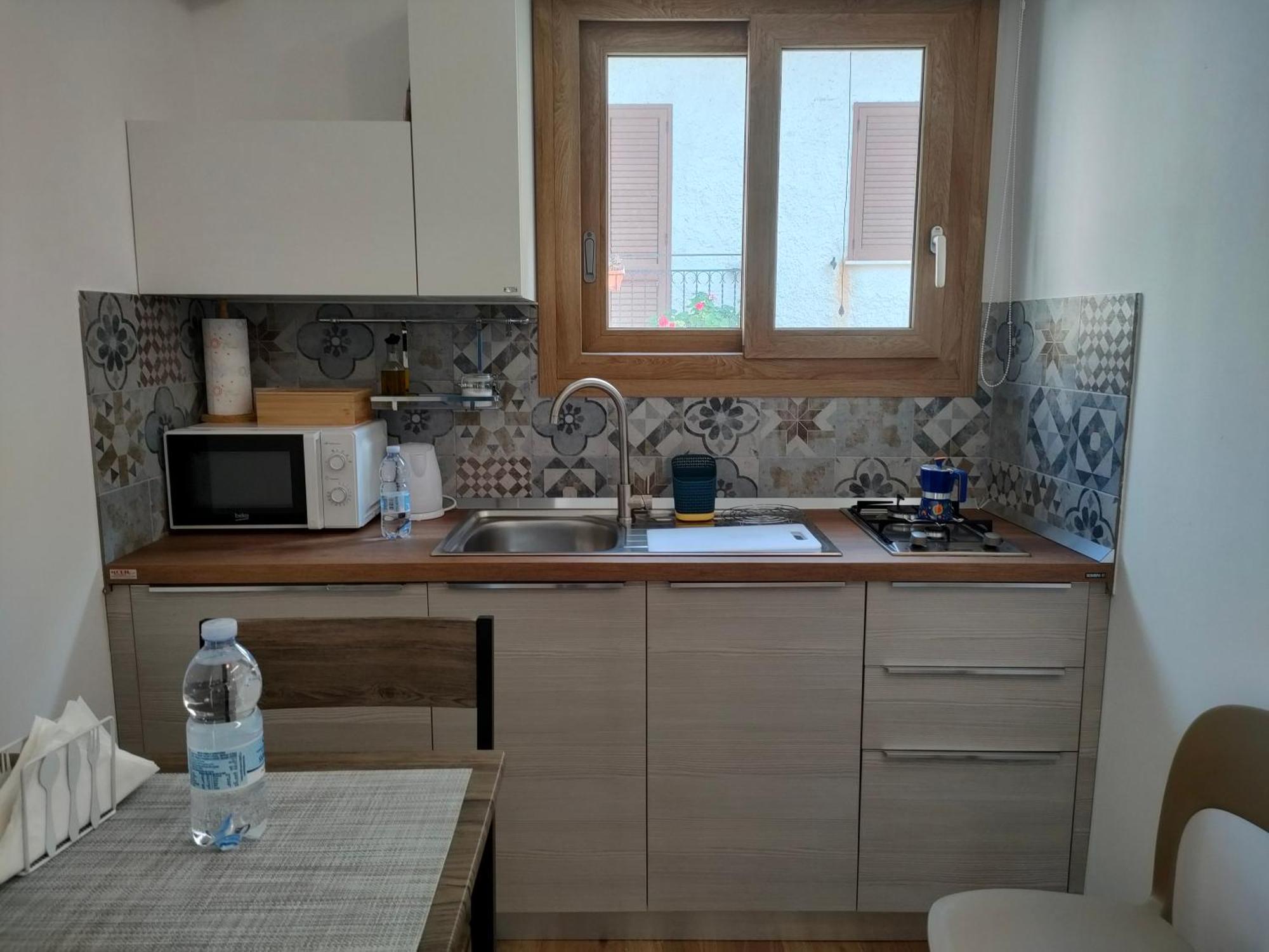 Dh Studio Apartments カステッランマーレ・デル・ゴルフォ エクステリア 写真